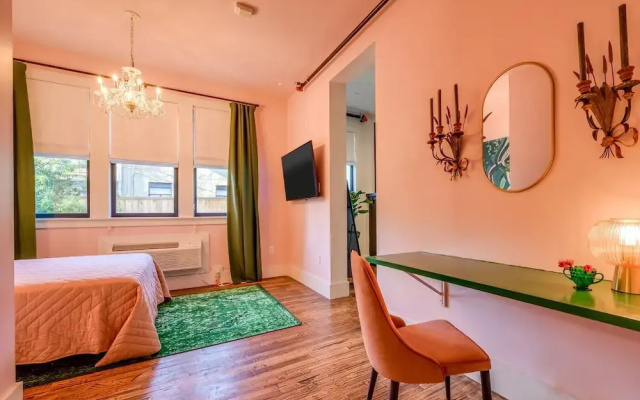 Private Suite in Historic Austin B&b: Sleeps 4!