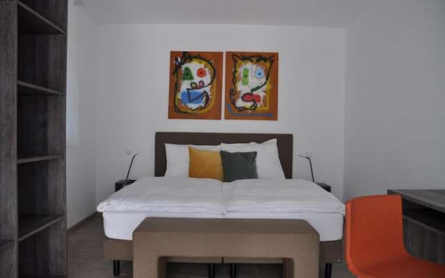 KM Hotel