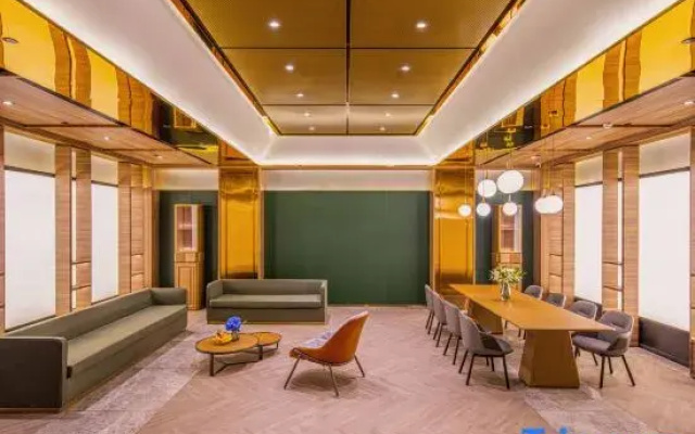 Orange Hotel (Beijing Happy Valley R&F Festival Walk)