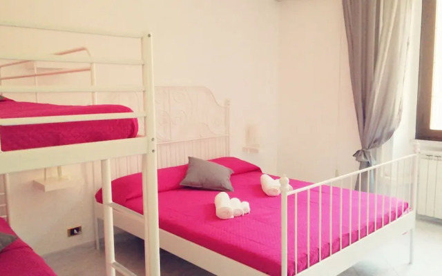 Rhome Sweet Rhome Suite