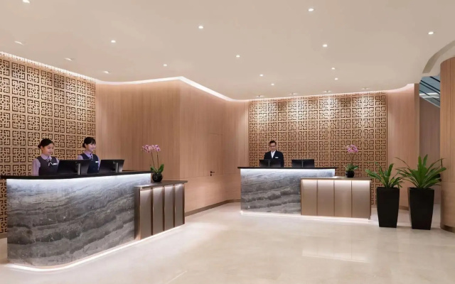Grand Mercure Singapore Roxy