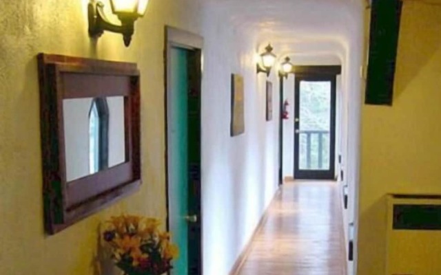 Amizette Inn and Restaurant