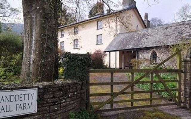 Llanddetty Hall Farm