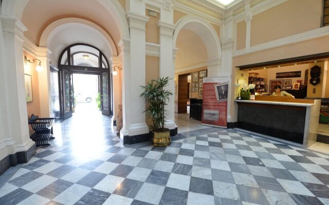 Royal Victoria Hotel