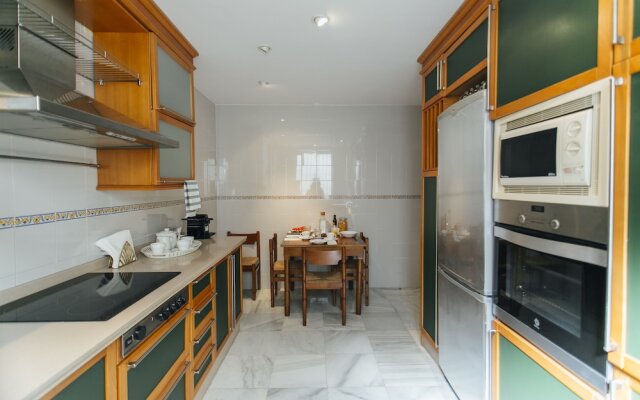 Sweet Inn - Constitución