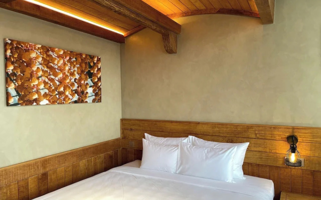 The Pink Boutique Hotel