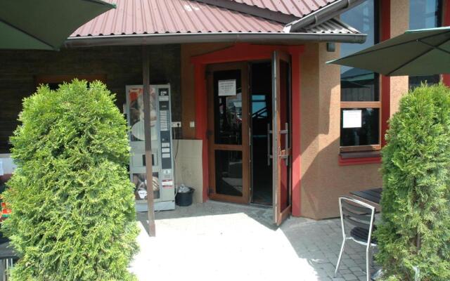 Гостиннии Двір