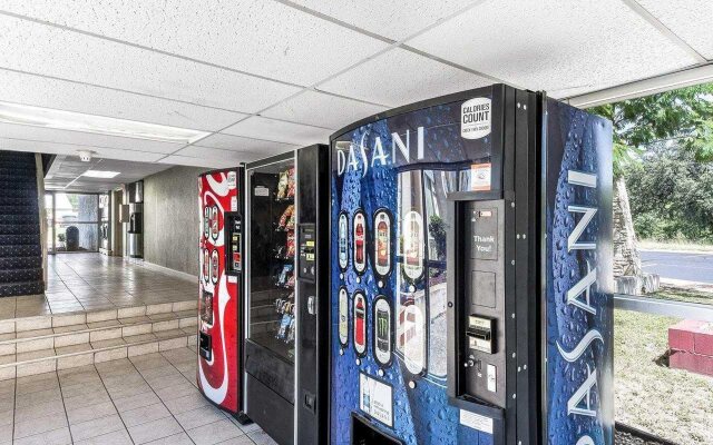 Econo Lodge Kerville