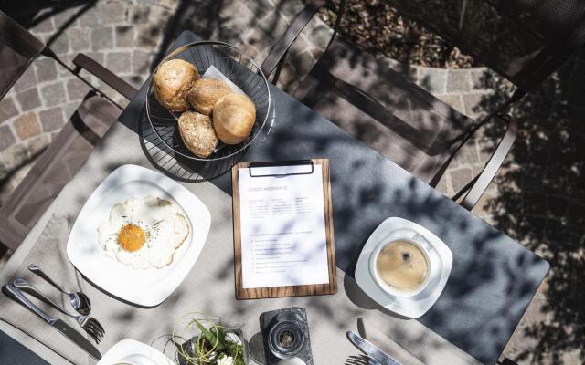 Modern apartment in Seis am Schlern with balcony