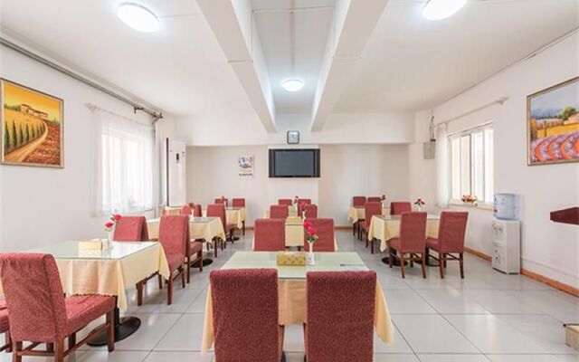 Hanting Hotel (Liufang Subway station)