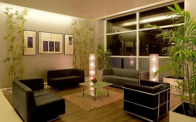 St Laurn Suites