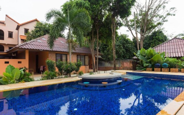Floraville Phuket Resort