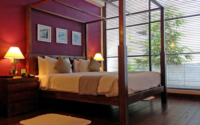Colombo Court Hotel & Spa Resort