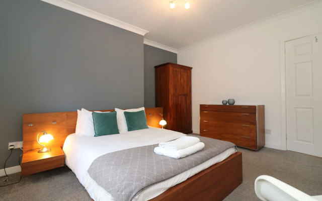 Signature - Bruce Terrace Upper - Blantyre