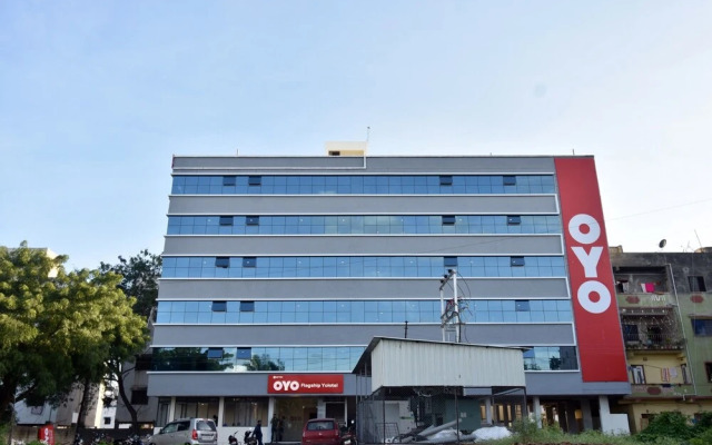 OYO Flagship 37731 Chakan