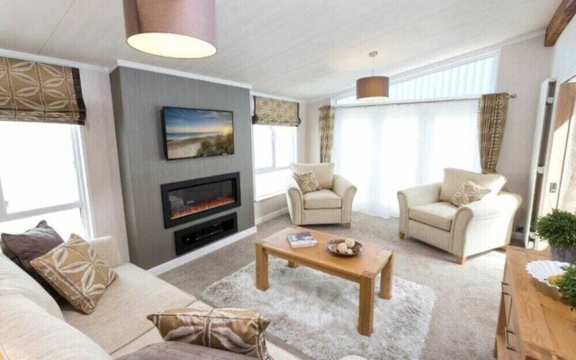 Saltire 26 with Hot Tub 3 Bed