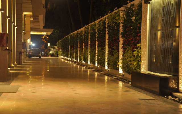 Goldfinch Hotel Mumbai