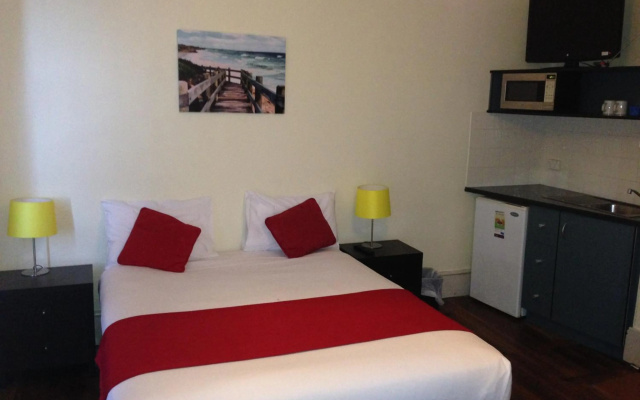 Waterfront Lodge Motel – Guest Rooms – Lutana