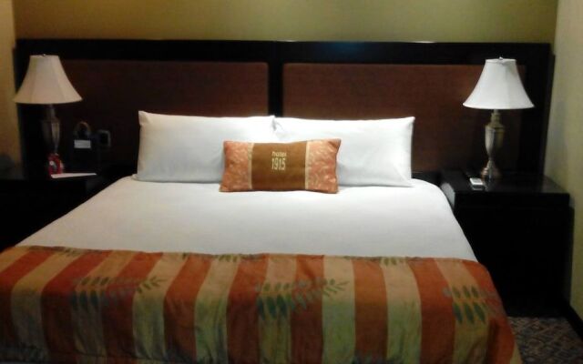 Hotel 1915 Inn & Suites
