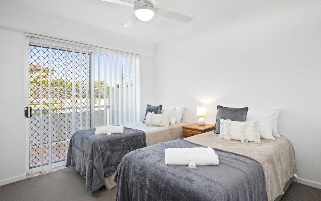 Kirra Palms Holiday Apartments