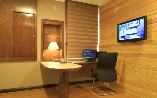 Ming Paragon Hotel