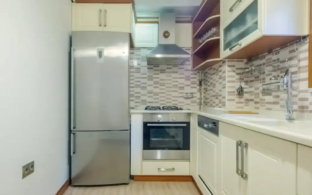 Apartment With Balcony Close to Taksim in Cihangir