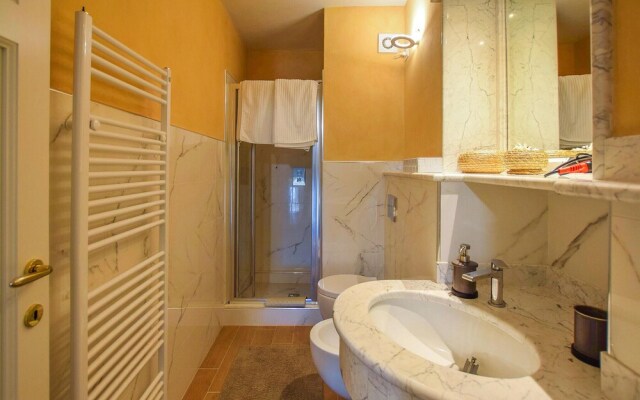 Awesome Home in Fabbiano With 5 Bedrooms and Wifi