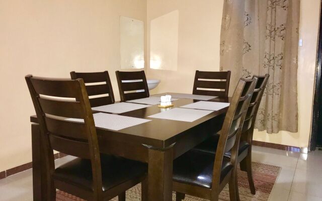 Milimani Executive Suites With Pool
