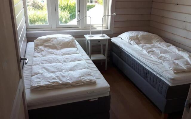 The Blue House - Luxurious Waterfront Villa Zeewolde