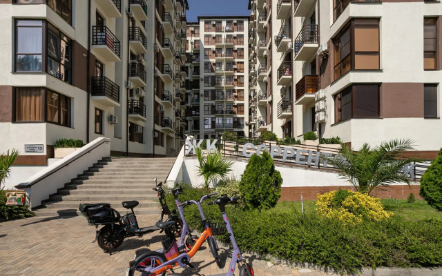 Sea of apartments in a dead end Nagorny