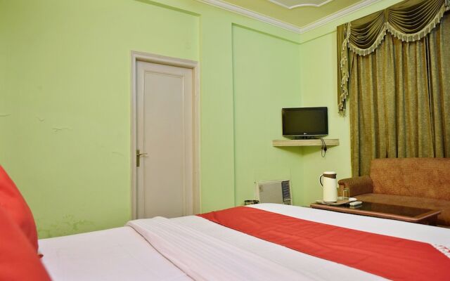 OYO 10752 Hotel Sitara International