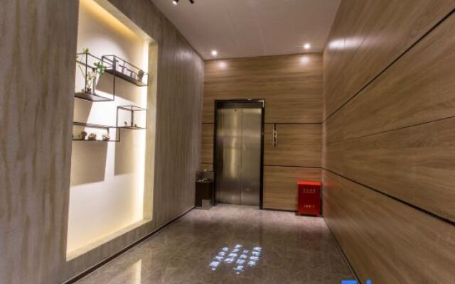 Mibai Art Hotel