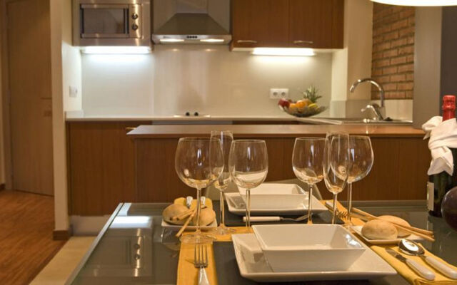 Serennia Cest Apartamentos Arc de Triomf