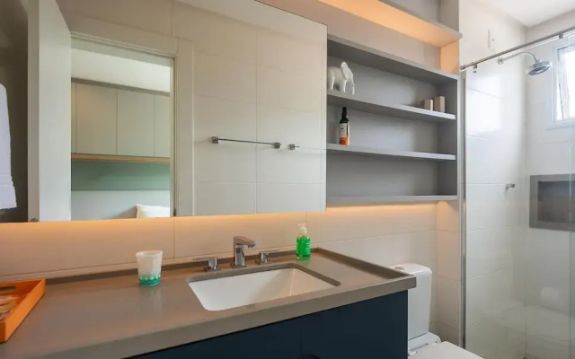 Apt w/ BBQ & Balcony, 230m From the Beach Epd0202