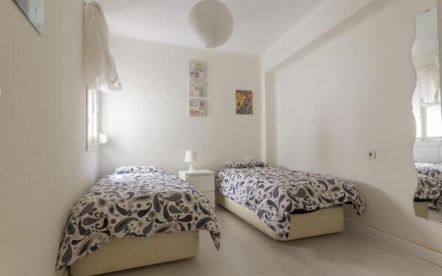 Nice Flat -200m Center-2 Baths- 3 Bedrooms 5pers