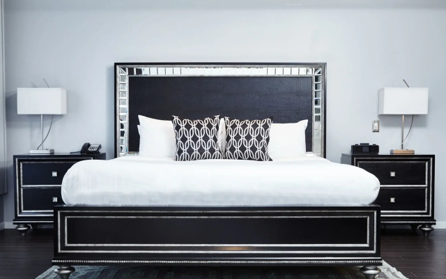 Executive Plaza Hotel Metro Vancouver