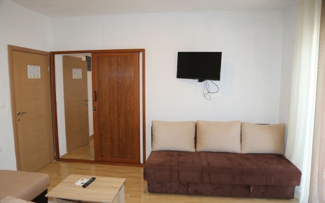 Beautiful 1-bed Apartment in Ulcinj