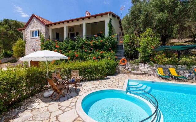 Villa Irini Nissaki Corfu Beach Villa