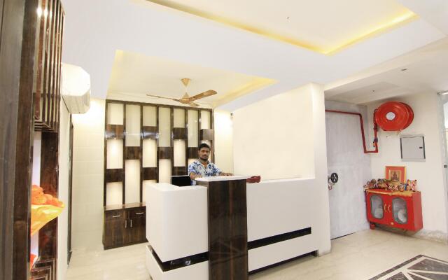 OYO 14767 Welcome Inn