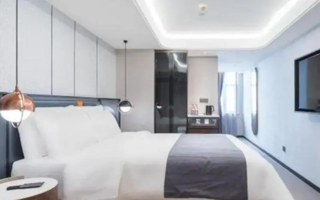 Yitel Collection (Chengdu Wuhouci Sichuan Orthopaedic Hospital Metro Station Branch)