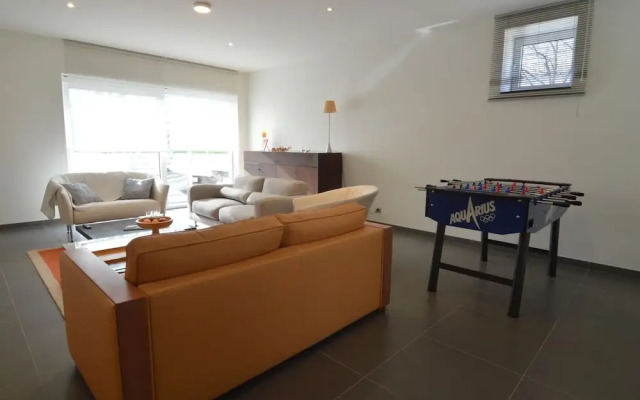 Modern Holiday Home in Zottegem with Hot Tub