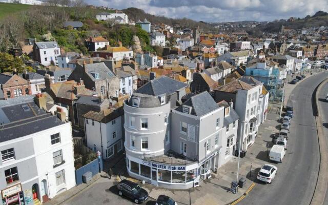 Master accommodation suite 3 sea view