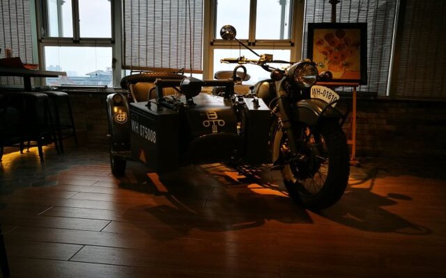 Huiya Tianmu Hotel (Xi'an Bell and Drum Tower Fourth Hospital)