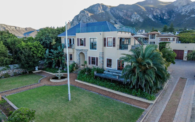 Lavender Manor Guest Lodge