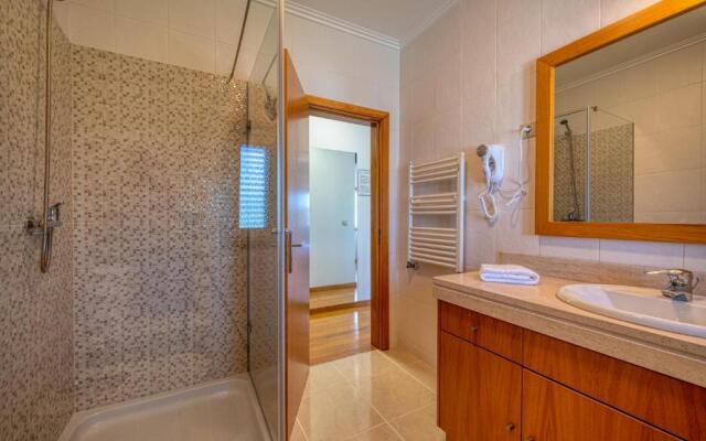 Central Suites Arouca