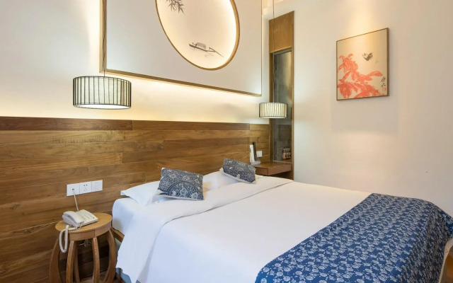 Tongxiang Wuzhen Yuexiang Inn