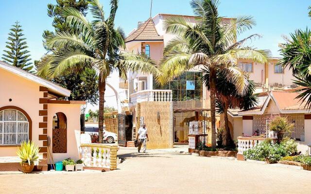 Simba Village Relax Inn