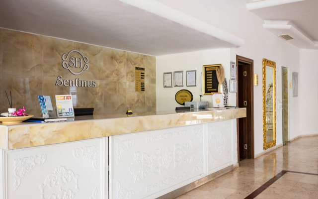 Sentinus Beach Hotel