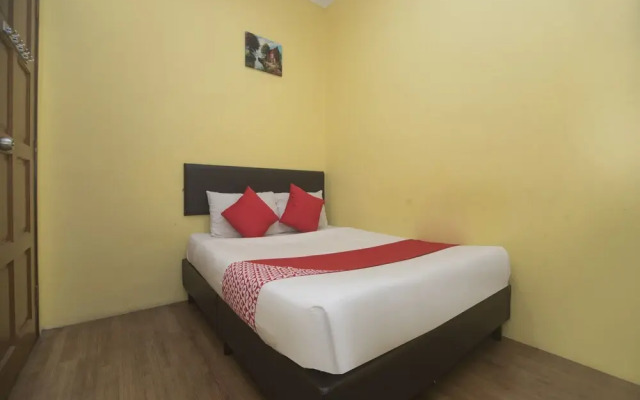Oyo 11344 I Home Hotel