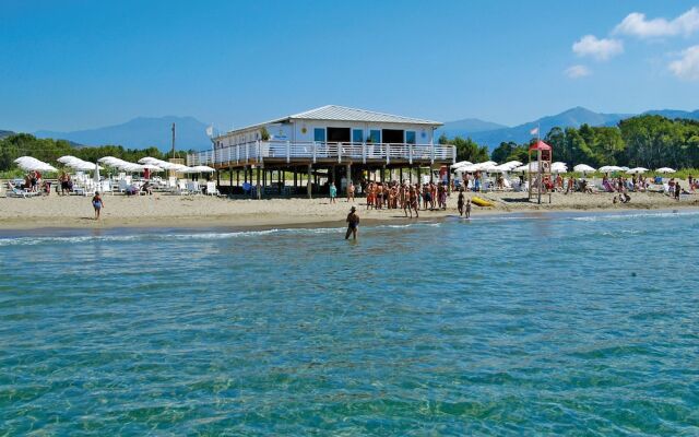 Hera Club Residence